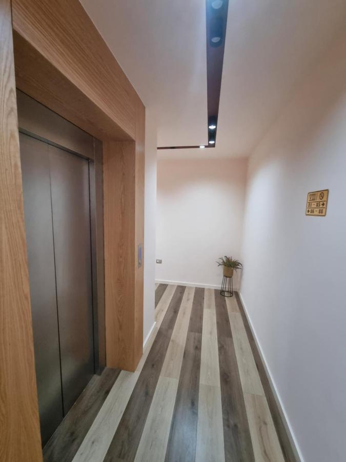 Hotel Elite Pogradec Esterno foto