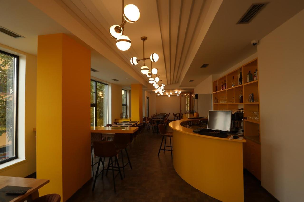 Hotel Elite Pogradec Esterno foto