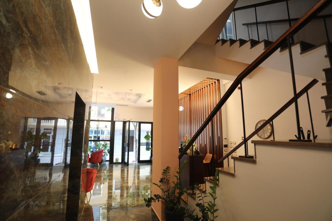 Hotel Elite Pogradec Esterno foto
