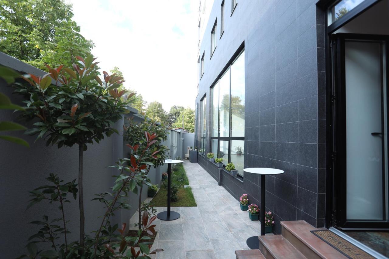 Hotel Elite Pogradec Esterno foto