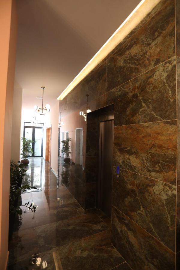 Hotel Elite Pogradec Esterno foto