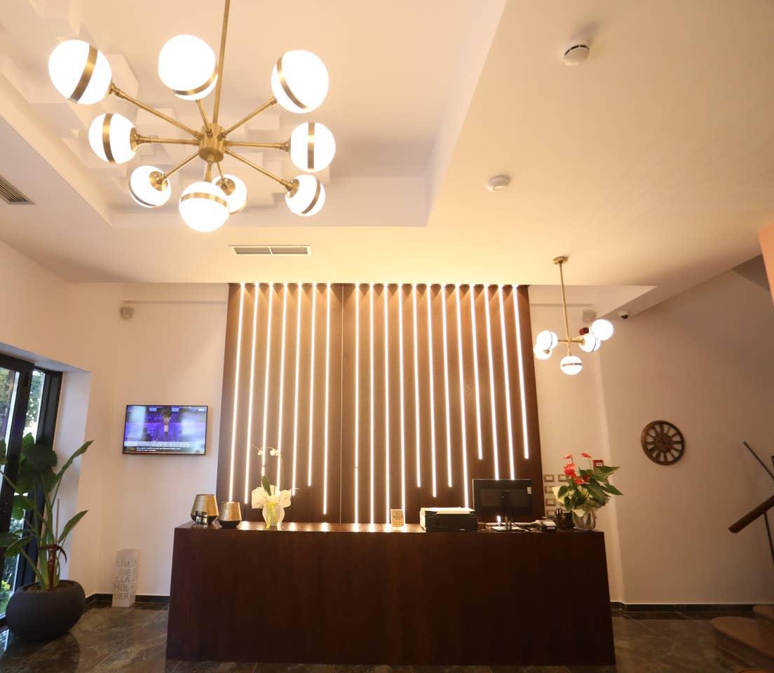 Hotel Elite Pogradec Esterno foto